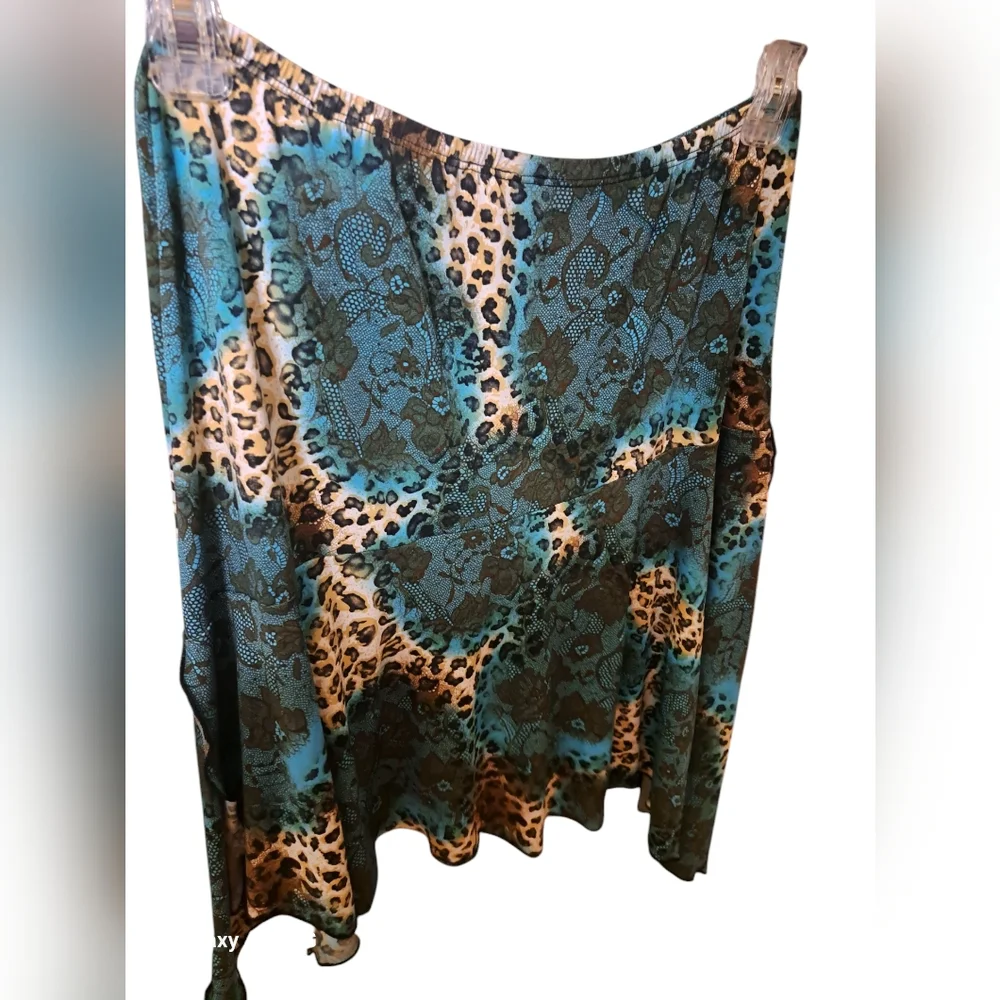 BARANA Skirt Size Medium NWT - Picture 2 of 4